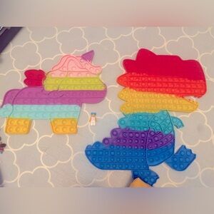 Very big fidget toys